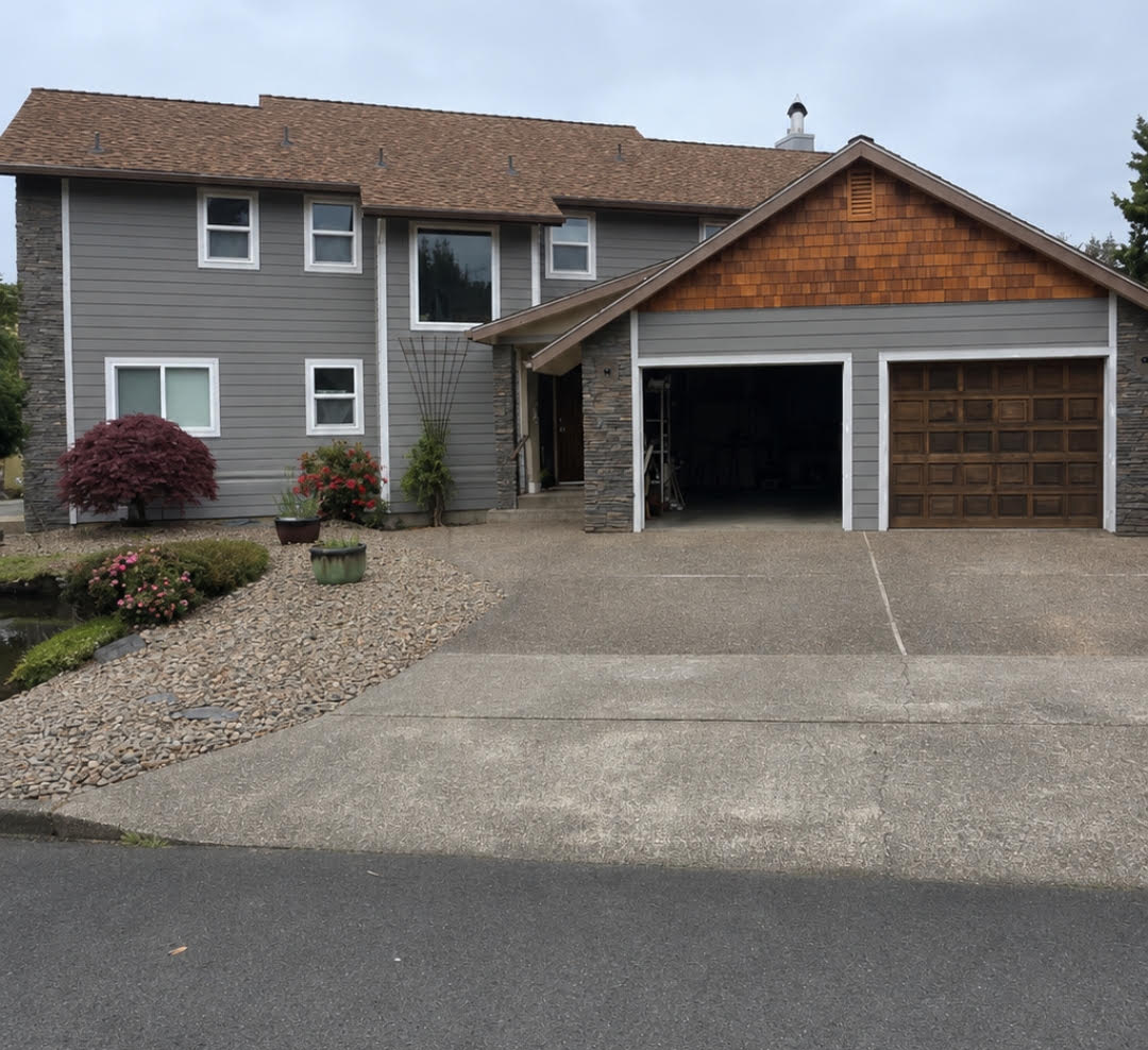 Siding installation on coastal home